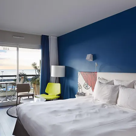 Napoleon 4* Ментона