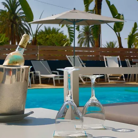Hotel Napoleon 4*